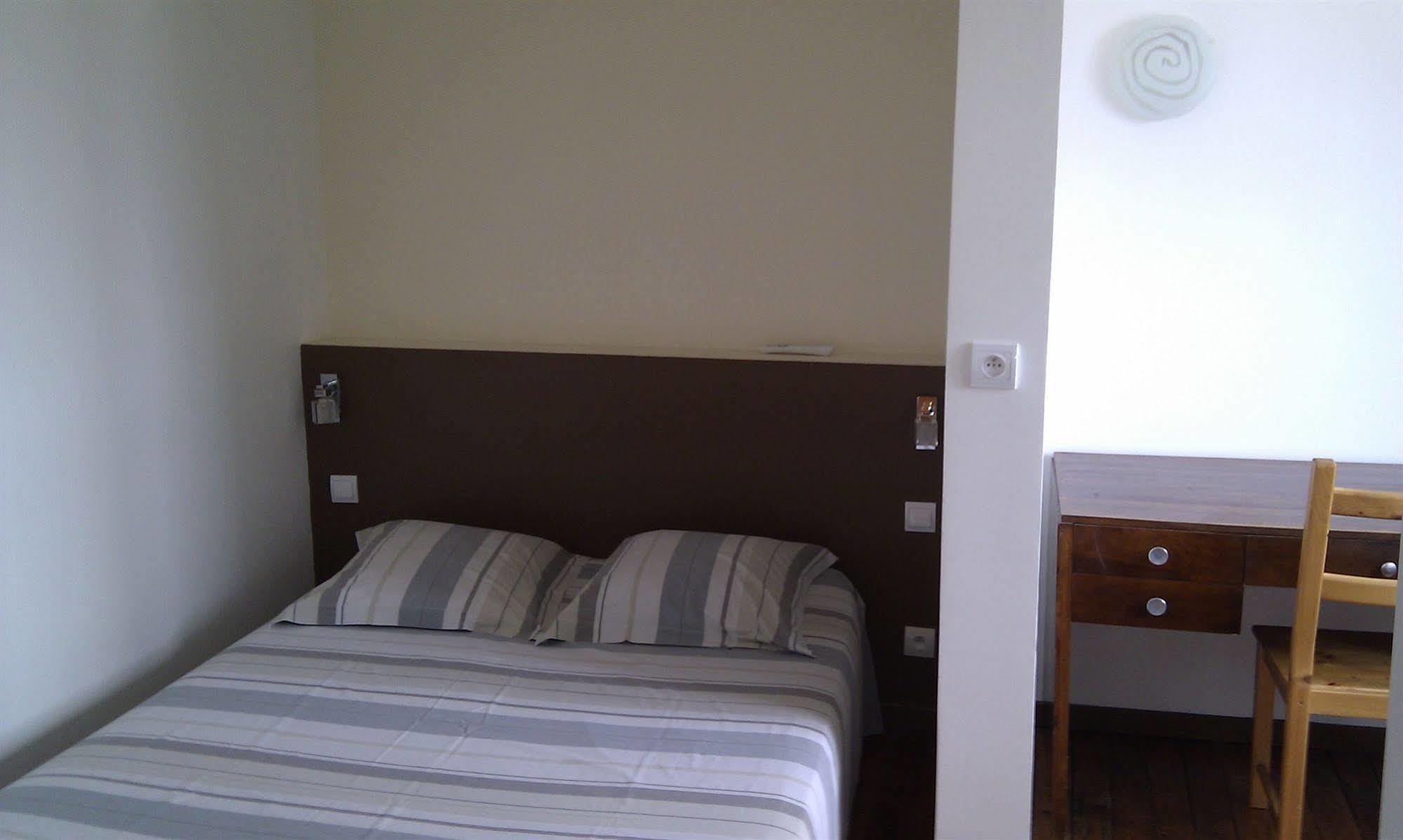Select Hotel Ле-Ман Екстер'єр фото
